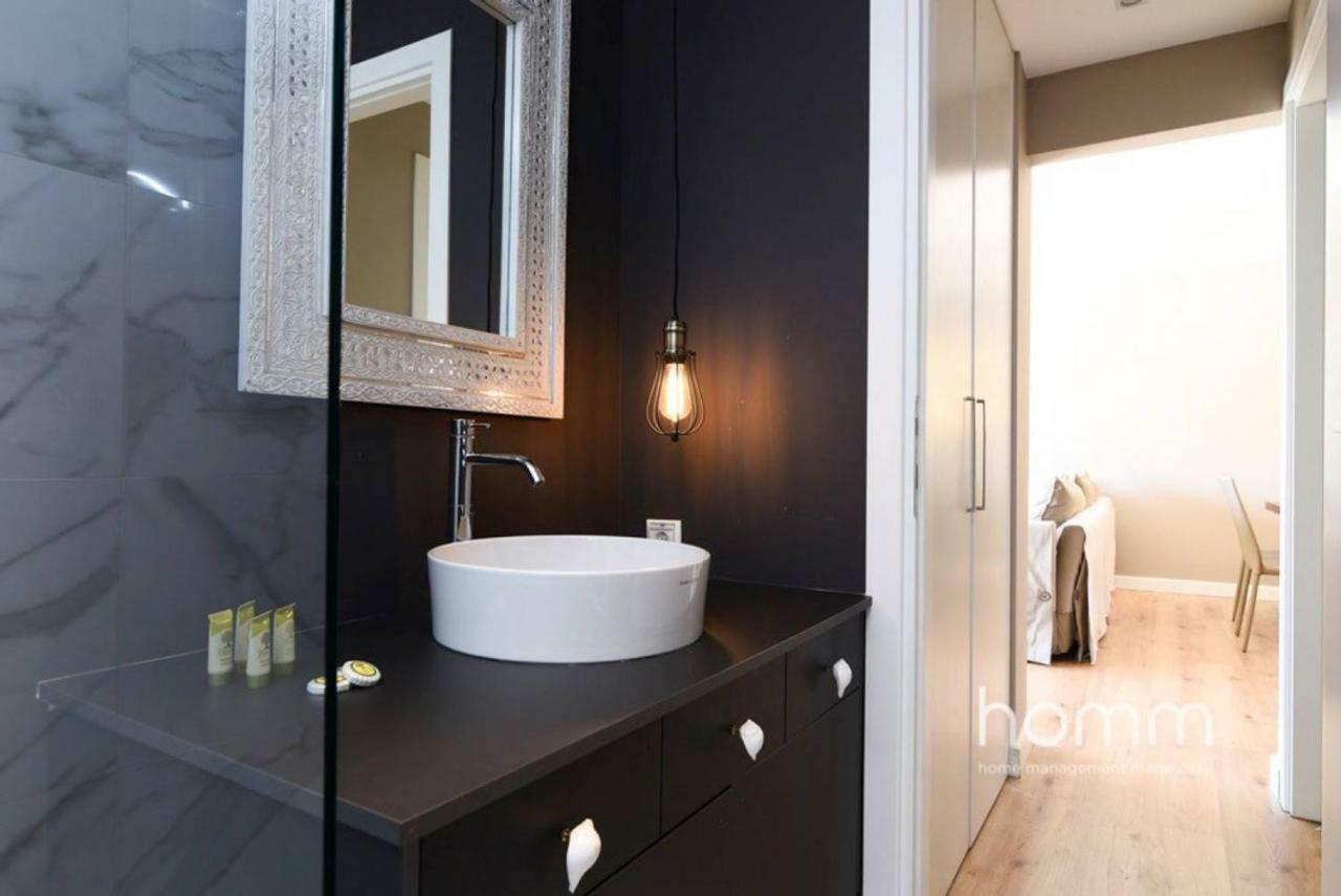 142M² Bright Alimos Apartment With Marina View Kültér fotó